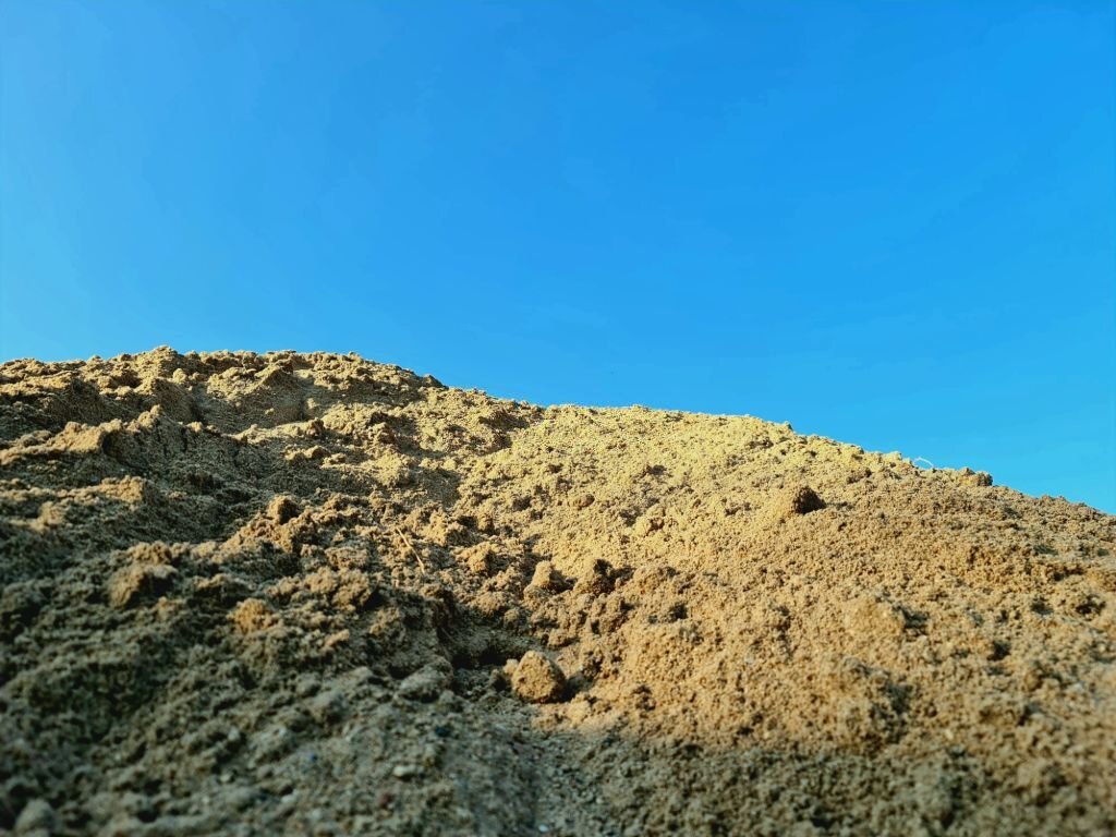 Песок строительный мытый без примесей чистый