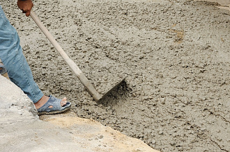 Готовая бетонная смесь жидкая марки М200 В15 бля бетонных работ